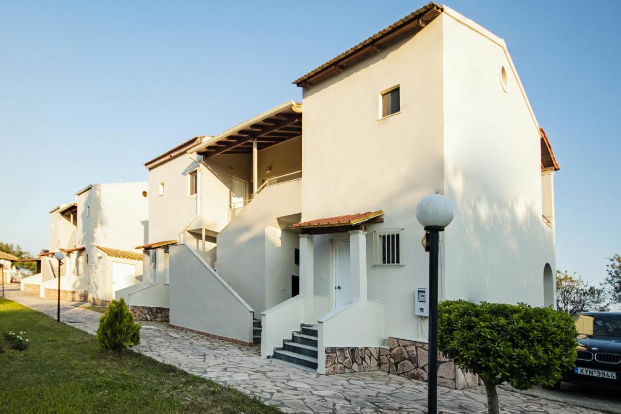 Parakladi Seaside Retreat Melikia ภายนอก รูปภาพ